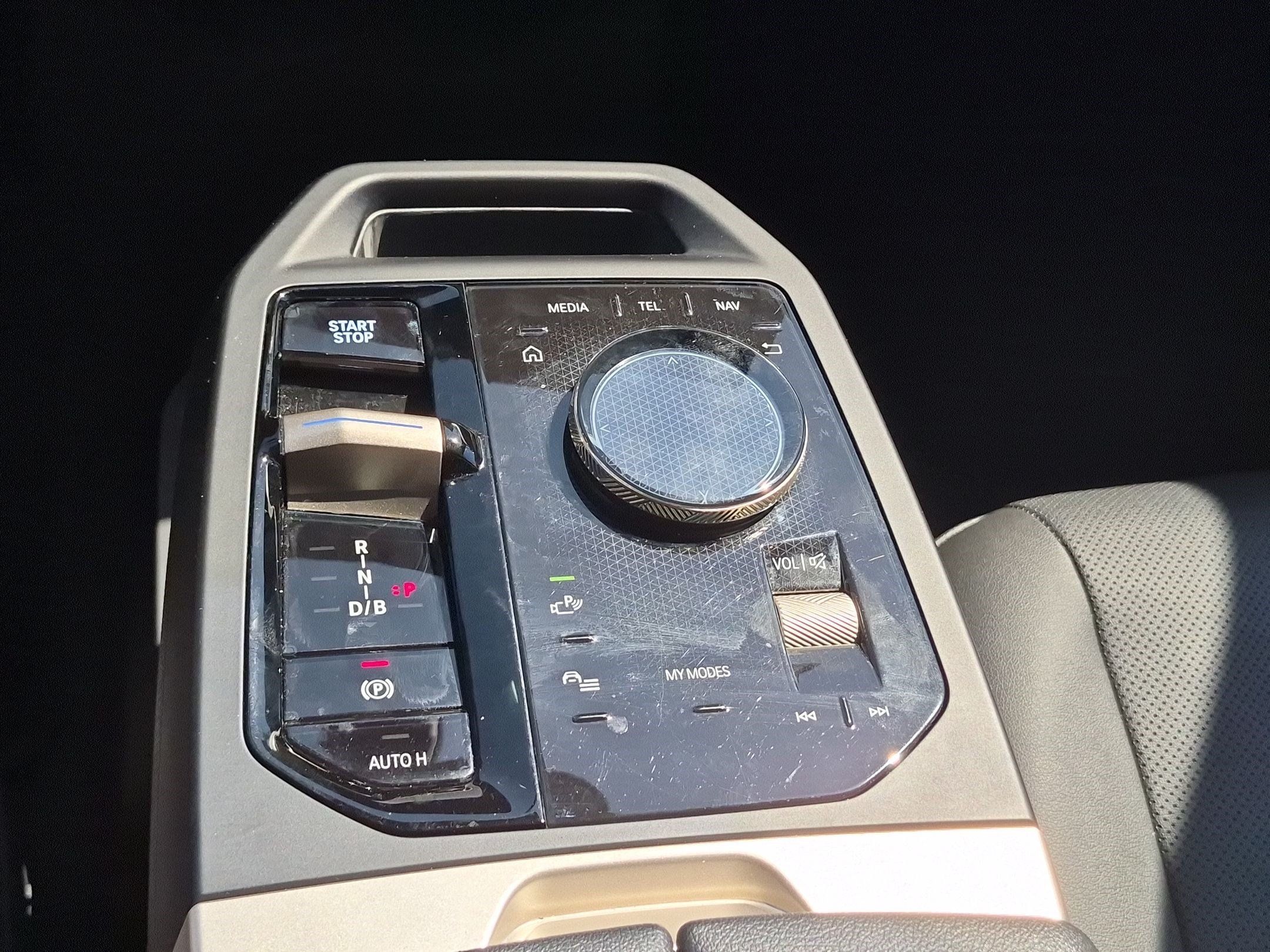Certified 2024 BMW iX xDrive50 AWD/4WD image 26