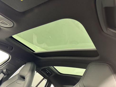 Used 2025 Porsche Panamera 4 image 15