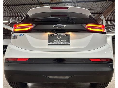 Used 2023 Chevrolet Bolt LT w/ Infotainment Package FWD image 14