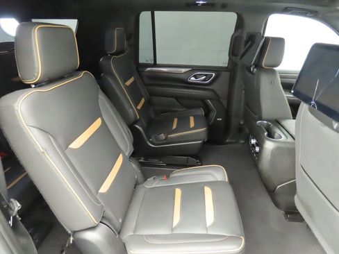 Used 2023 GMC Yukon XL AT4 w/ AT4 Premium Plus Package image 23