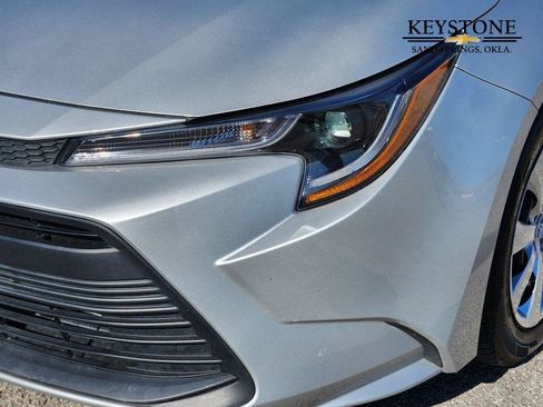 Used 2025 Toyota Corolla LE image 10