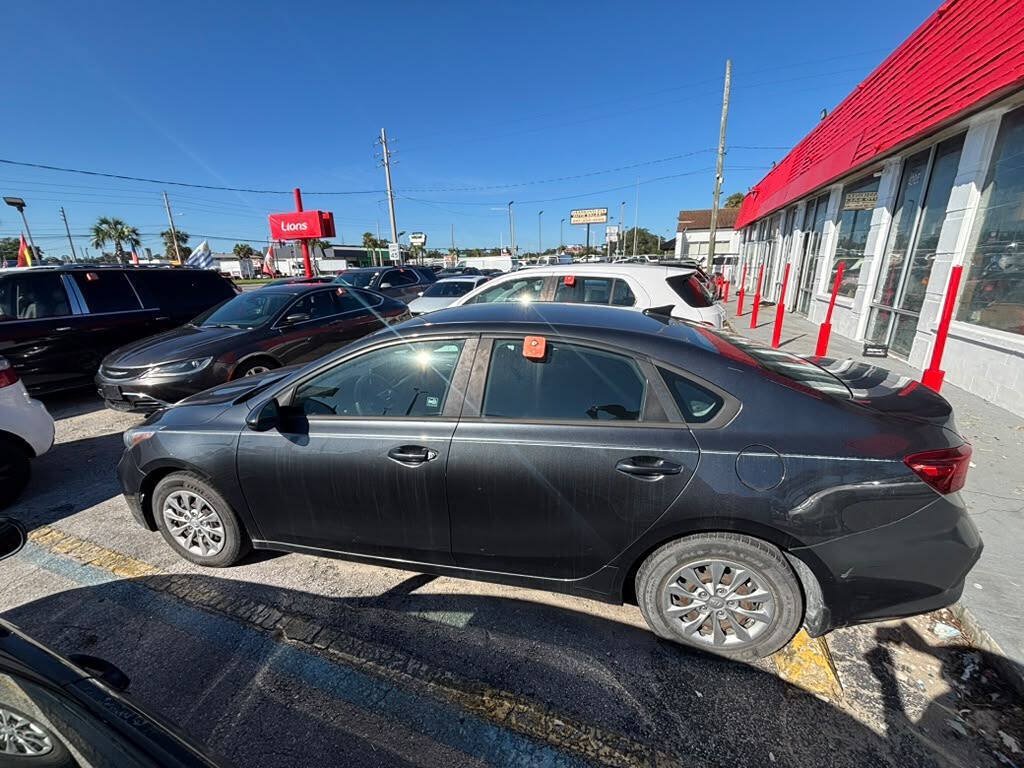 Used 2019 Kia Forte Sedan FWD image 4