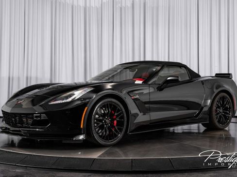 Used 2016 Chevrolet Corvette Z06 w/ 3LZ Preferred Equipment Group image 9