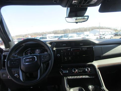 New 2026 GMC Sierra 3500 AT4 w/ AT4 Premium Plus Package AWD/4WD image 19