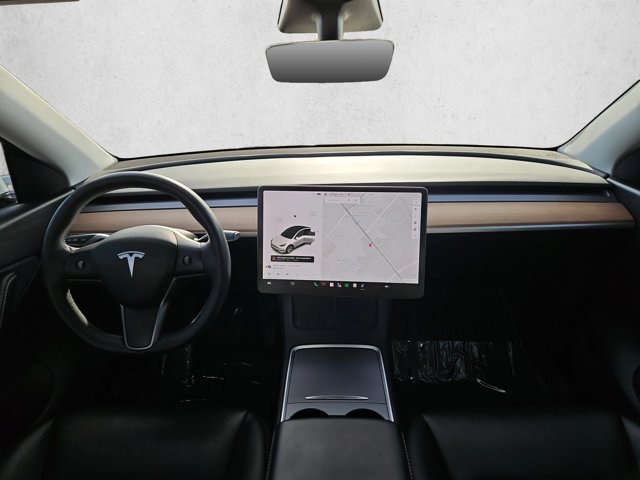 Used 2021 Tesla Model Y Long Range AWD/4WD image 20