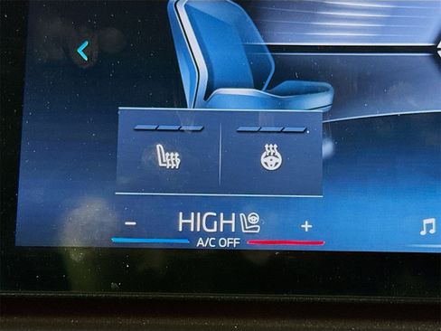 Used 2025 BMW X3 xDrive30i w/ Premium Package image 18