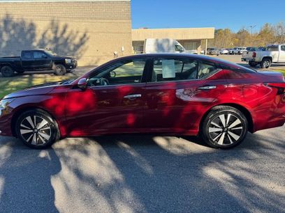 Used 2022 Nissan Altima 2.5 SL