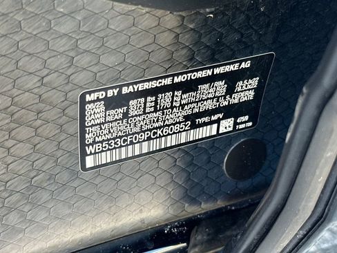 Used 2023 BMW iX M60 image 35