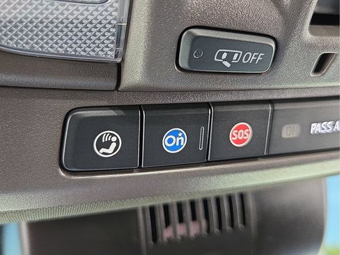 Used 2023 GMC Sierra 1500 Denali AWD/4WD image 21