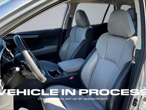 Used 2023 Subaru Outback Limited image 17