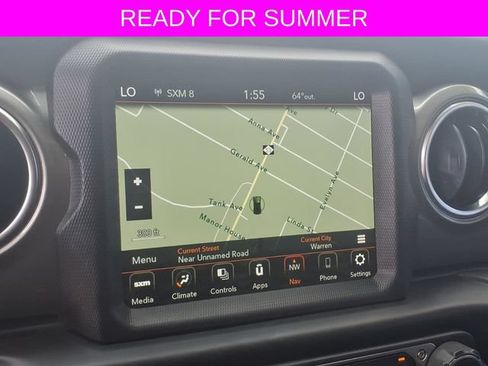Used 2022 Jeep Wrangler Unlimited Sahara AWD/4WD image 13