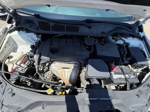 Used 2014 Toyota Venza XLE w/ XLE Premium Package FWD image 33