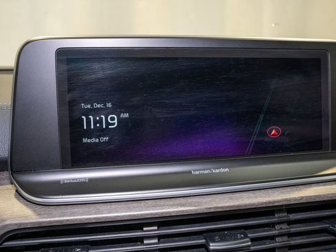 Used 2022 Kia Telluride SX w/ SX Prestige Package image 15