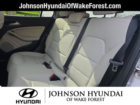 Used 2019 Mercedes-Benz GLA 250 image 22