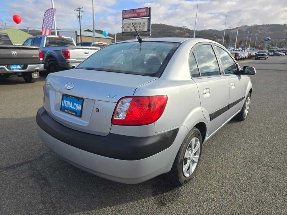 Used 2009 Kia Rio LX FWD image 5