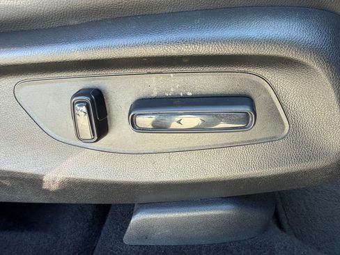 Used 2024 Honda CR-V Sport Touring image 18