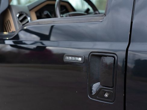 Used 2012 Ford F250 Lariat w/ Lariat Ultimate Pkg image 11