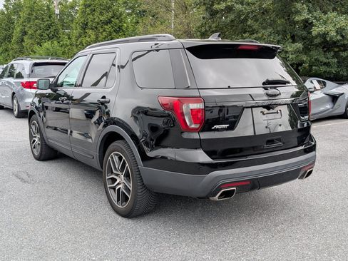 Used 2017 Ford Explorer Sport w/ Equipment Group 401A AWD/4WD image 3