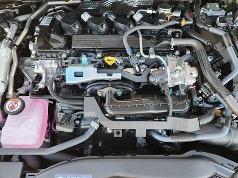 New 2026 Toyota Prius Plug-In Hybrid FWD image 21