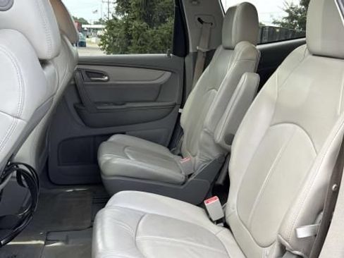 Certified 2015 Chevrolet Traverse LT w/ LPO, 'HIT The Road' Package AWD/4WD image 27