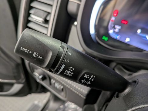 Used 2025 RAM 1500 Limited w/ Trailer Tow Group AWD/4WD image 20