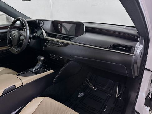 Used 2019 Lexus ES 350 image 27