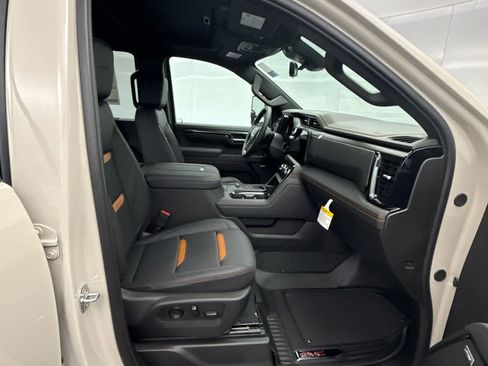 New 2026 GMC Sierra 2500 AT4 w/ AT4 Premium Plus Package image 14