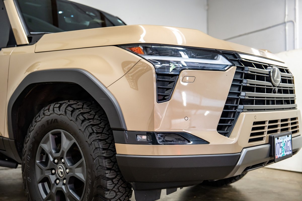 Used 2024 Lexus GX 550 AWD/4WD image 10