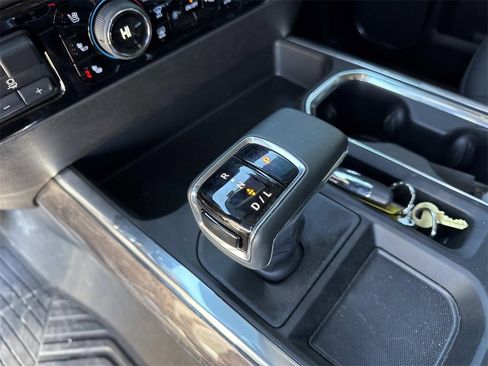 Used 2026 Chevrolet Silverado 1500 LTZ image 21