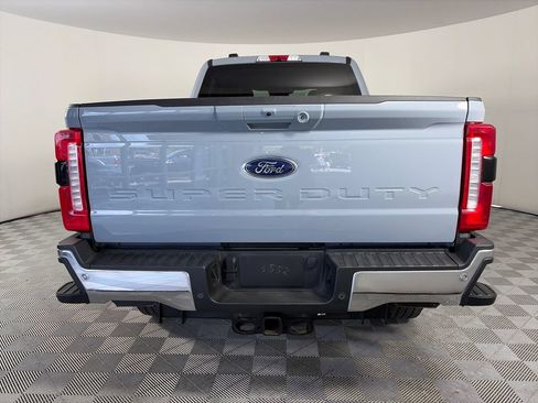 Used 2025 Ford F350 Lariat AWD/4WD image 6