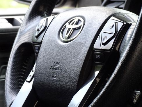 Used 2016 Toyota 4Runner TRD Pro AWD/4WD image 35