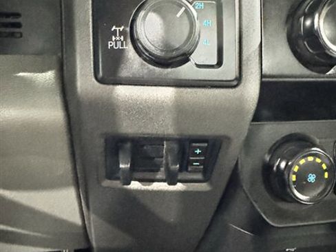 Used 2020 Ford F250 XL w/ Power Equipment Group image 17