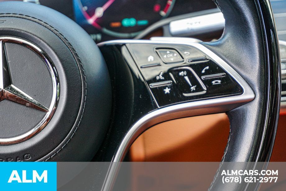 Used 2022 Mercedes-Benz S 580 4MATIC Sedan w/ AMG Line Package image 29