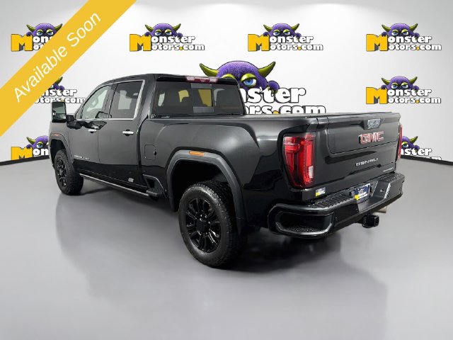 Used 2022 GMC Sierra 2500 Denali w/ Denali Black Diamond Edition AWD/4WD image 7
