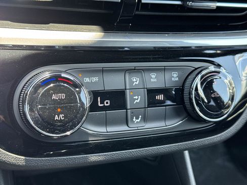 New 2026 Buick Envista Sport Touring w/ Convenience II Package FWD image 12