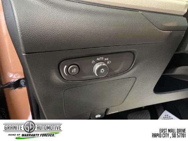 Used 2026 Buick Encore GX Avenir w/ Avenir Convenience Package FWD image 30