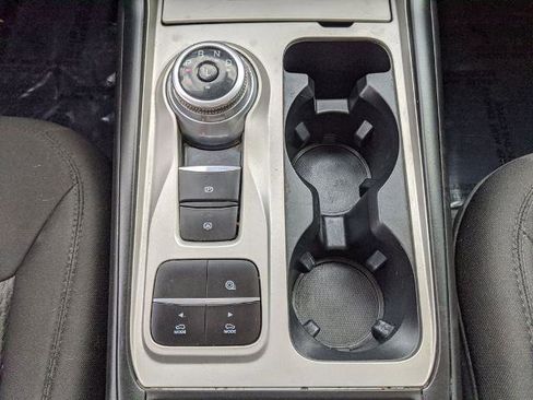 Certified 2022 Ford Explorer XLT image 9