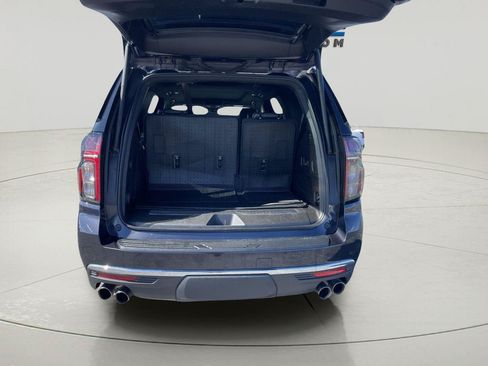 Used 2023 Chevrolet Tahoe Premier AWD/4WD image 9