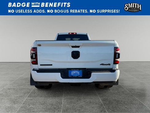 Used 2024 RAM 3500 Big Horn w/ Night Edition AWD/4WD image 5