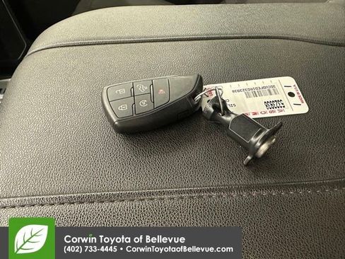 Used 2024 Chevrolet Silverado 1500 LT Trail Boss w/ Protection Package image 29