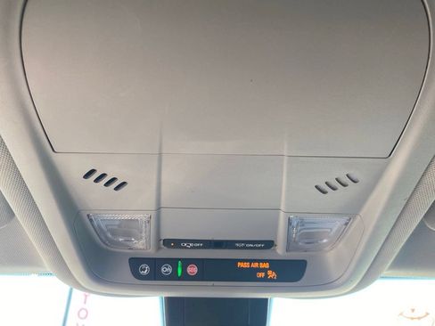 Used 2024 Chevrolet Equinox LS w/ Sport Edition FWD image 23