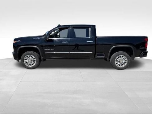 Used 2021 Chevrolet Silverado 2500 High Country w/ Z71 Off-Road Package AWD/4WD image 2