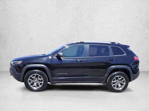 Used 2020 Jeep Cherokee Trailhawk w/ Cold Weather Group AWD/4WD image 2