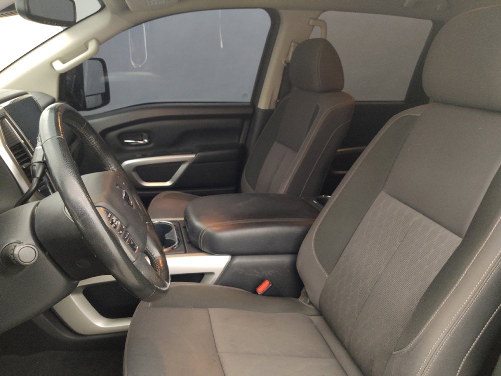 Used 2021 Nissan Titan SV w/ SV Convenience Package AWD/4WD image 17