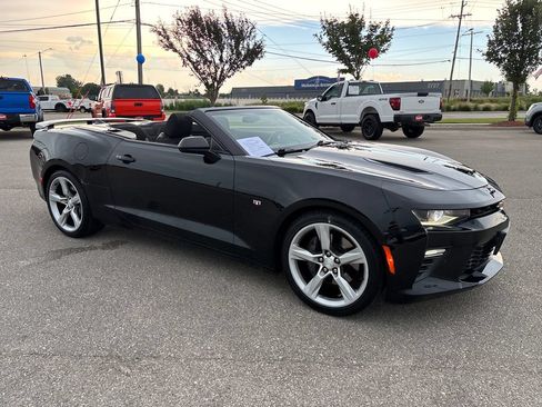 Used 2016 Chevrolet Camaro SS RWD image 8