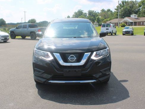 Used 2017 Nissan Rogue S FWD image 3