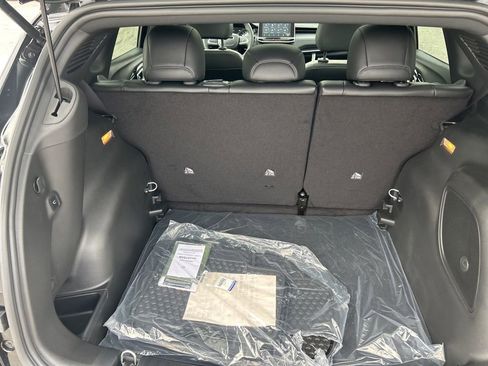 New 2025 Jeep Compass Latitude w/ Sun & Sound Group image 28