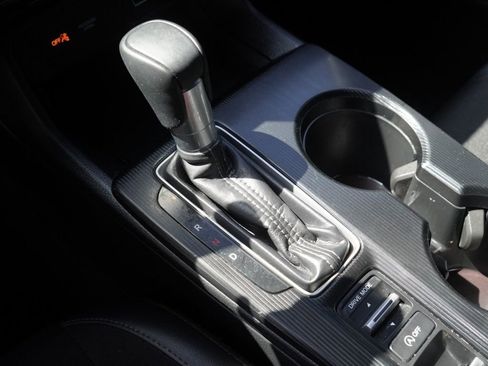 Used 2024 Honda Civic Sport image 13