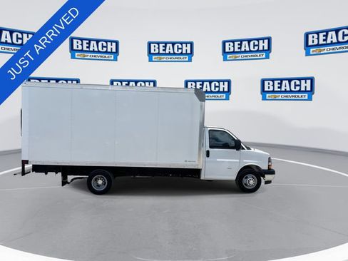 New 2026 Chevrolet Express 3500 w/ Power Convenience Package RWD image 9