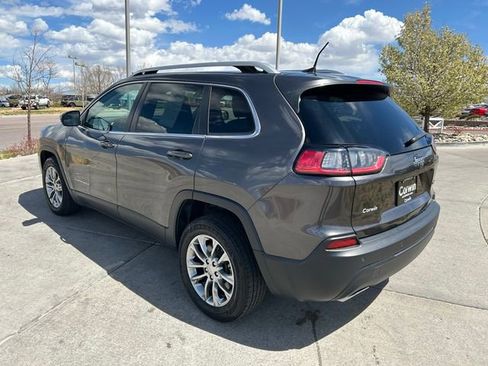 Used 2021 Jeep Cherokee Latitude Lux w/ Comfort/Convenience Group FWD image 5